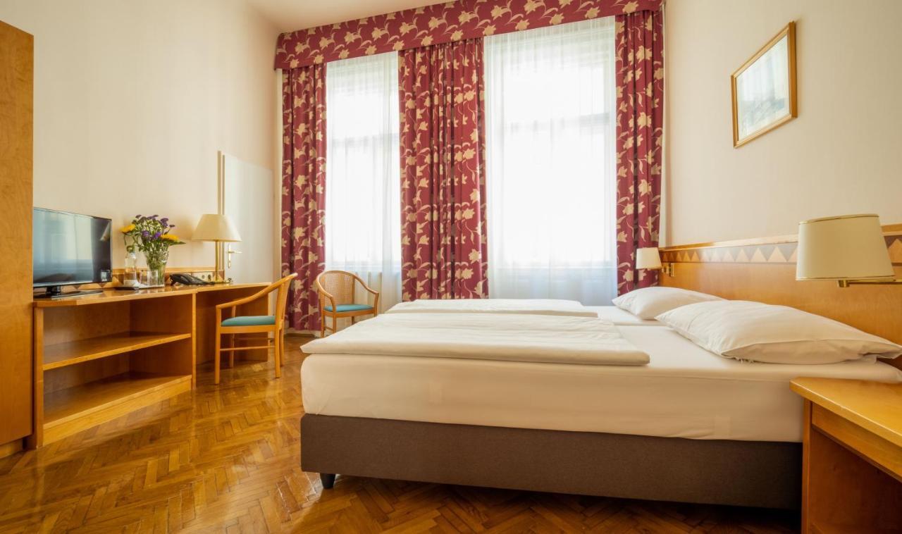 Double Room,1138722676:JPEG