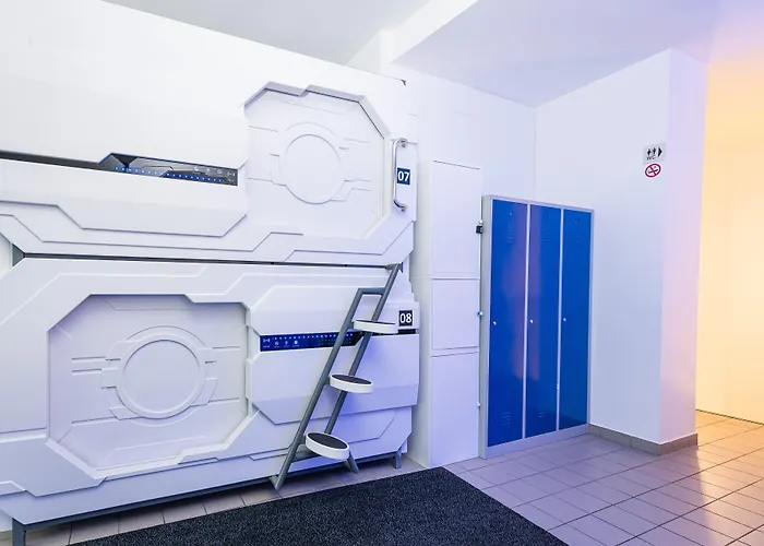 Space Home Apartment - Inner City
